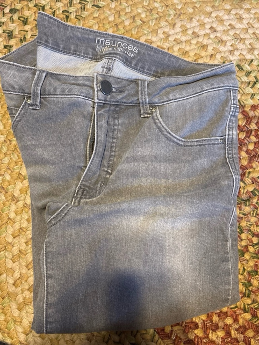 maurices womens Gray Stretch Jeans